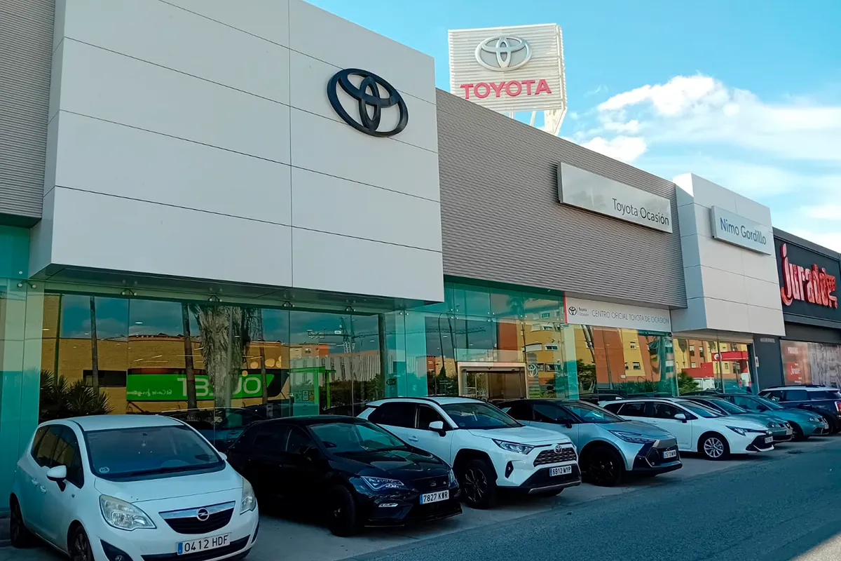 concesionario toyota su eminencia n